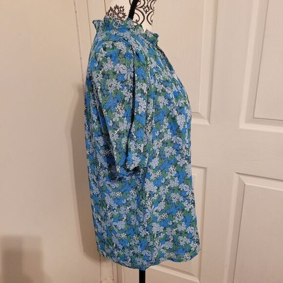 NWT J. Crew‎ floral ruffled Neck top - Picture 2 of 7